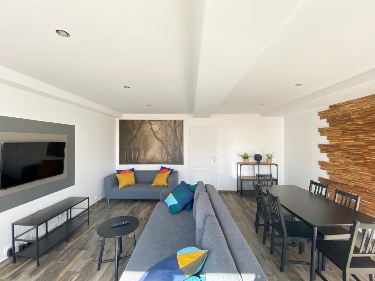 22 Chic & Cosy Grand Appart 92M2 Parking Gratuit Hypercentre Netflix Saint-Etienne  Buitenkant foto