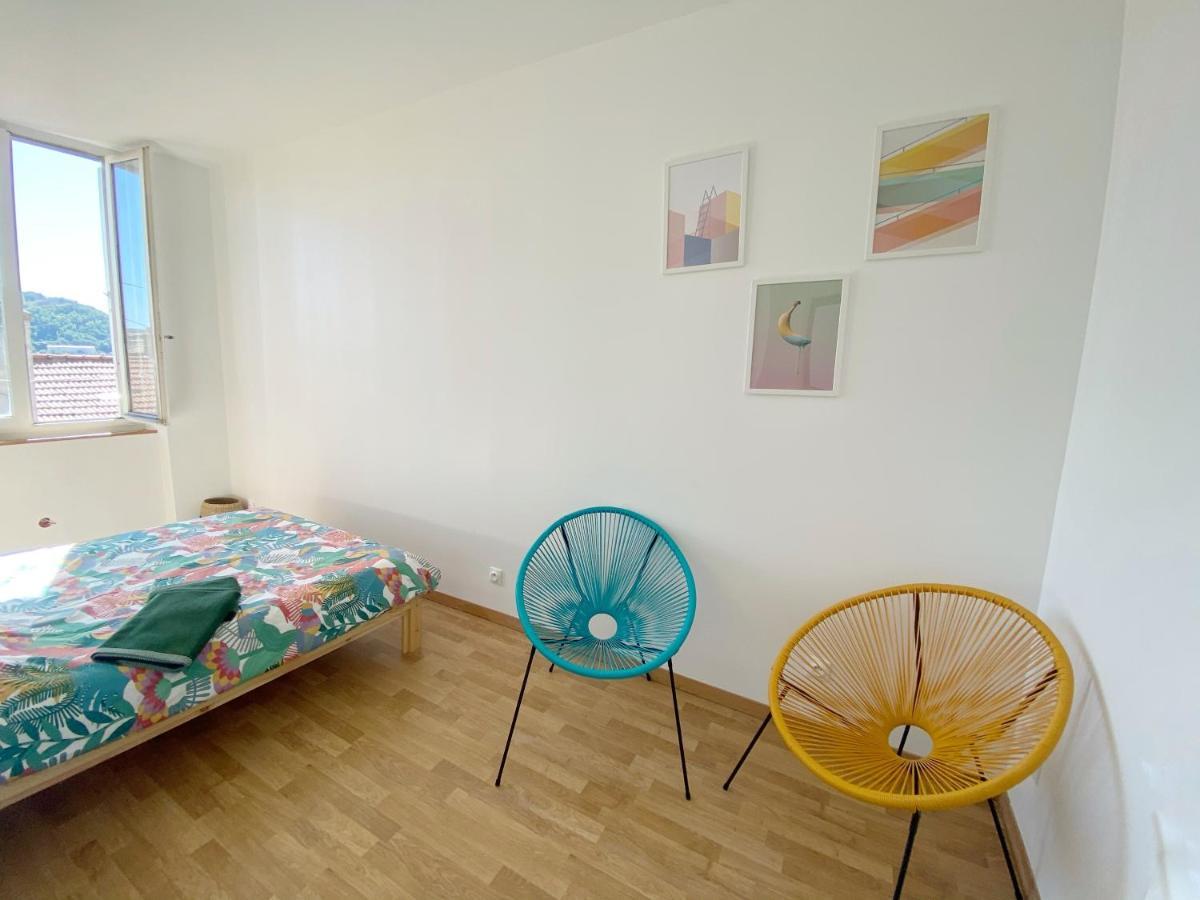 22 Chic & Cosy Grand Appart 92M2 Parking Gratuit Hypercentre Netflix Saint-Etienne  Buitenkant foto