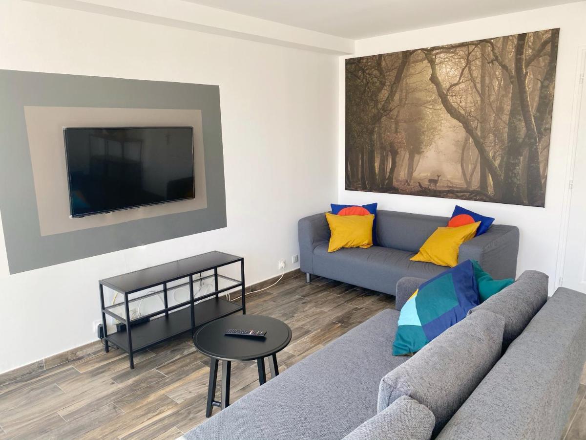22 Chic & Cosy Grand Appart 92M2 Parking Gratuit Hypercentre Netflix Saint-Etienne  Buitenkant foto